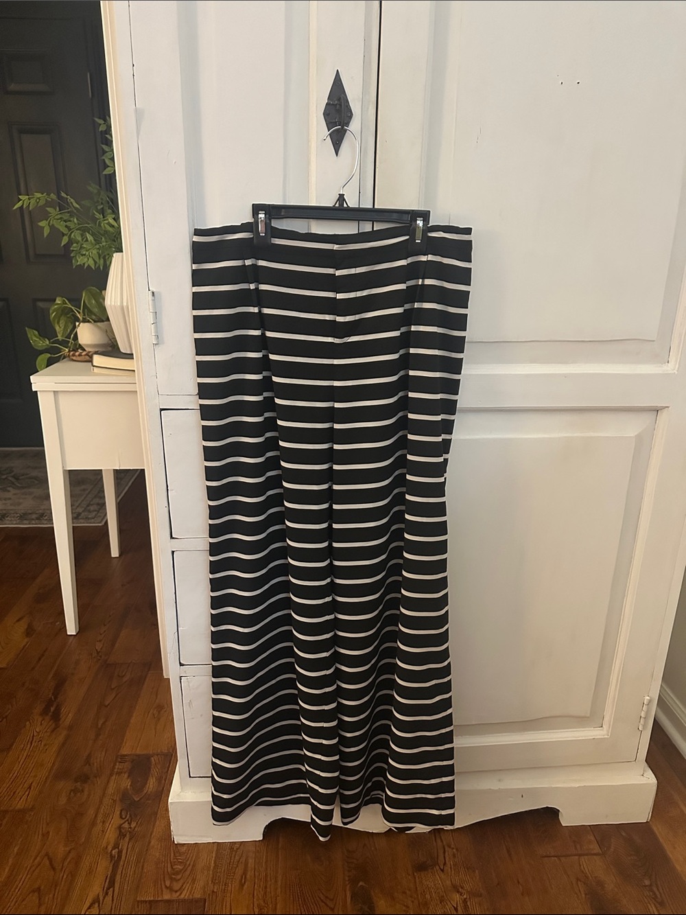 Coldwater Creek Black and White Striped flowy trousers size 10
